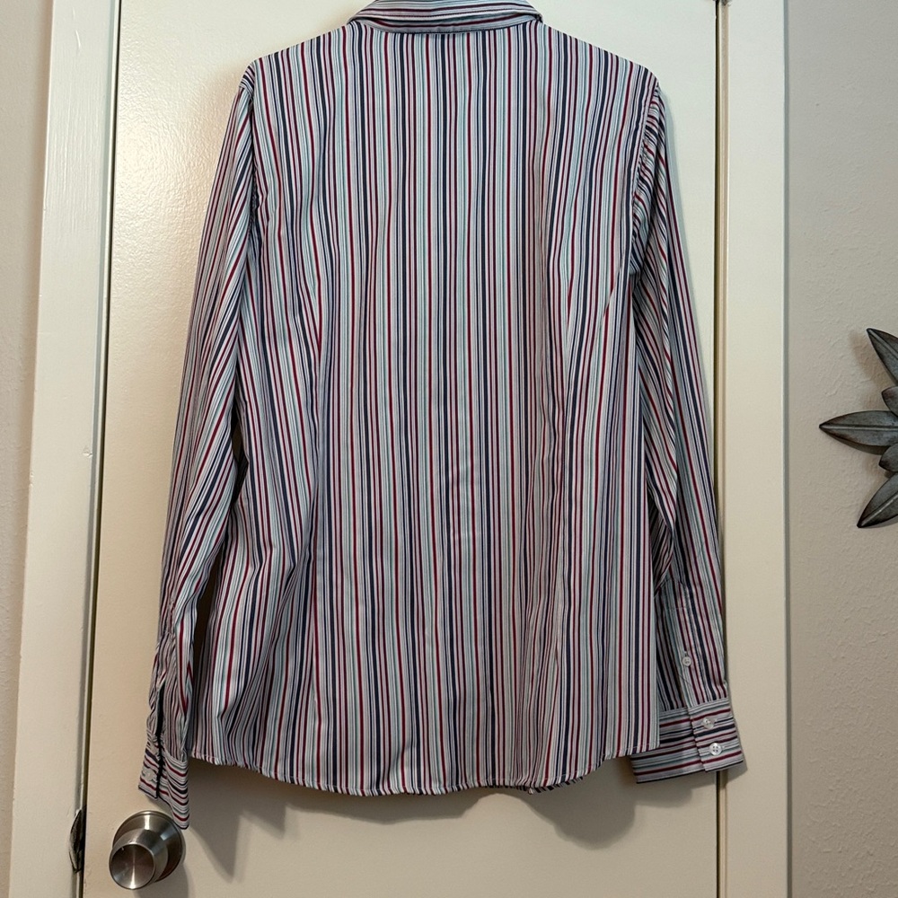 NWT Cinch Tencel Women's Striped Button-Up Shirt - Red, Blue, White - Picture 6 of 16